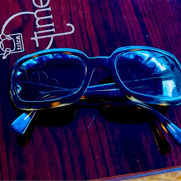 VERSACE SUNGLASSES - Picture 12 of 14